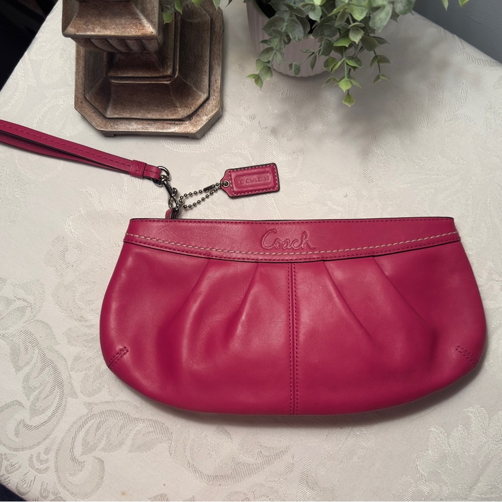 Coach 2009 Ashley Leather Pleated Clutch F13734 with‎ Wrist Strap and COA